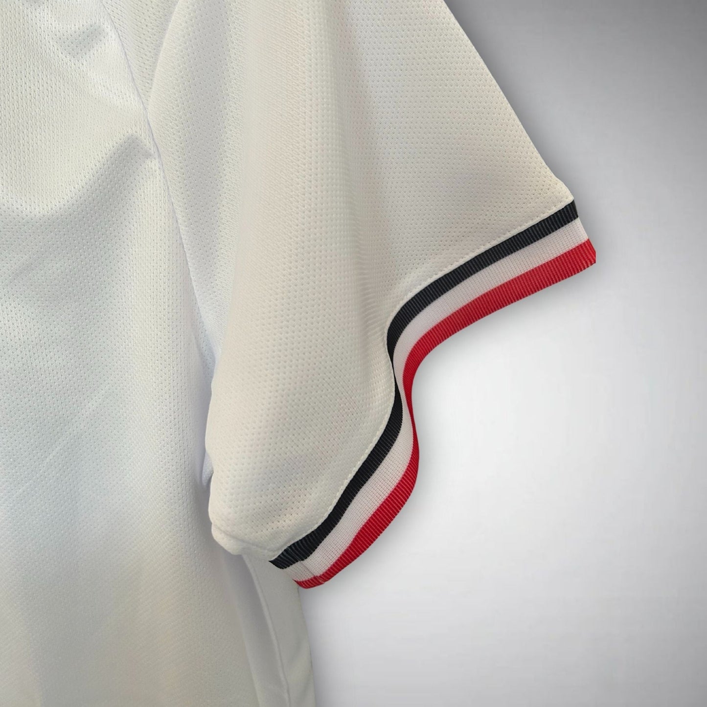 Manchester United "Old Trafford Bloom" Premium Kit