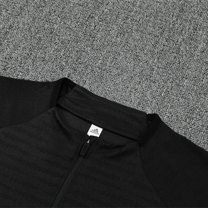 25/26 Liverpool Training Black Tracksuit