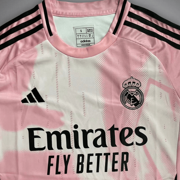 Real Madrid "Ballet Rosé" Premium Kit