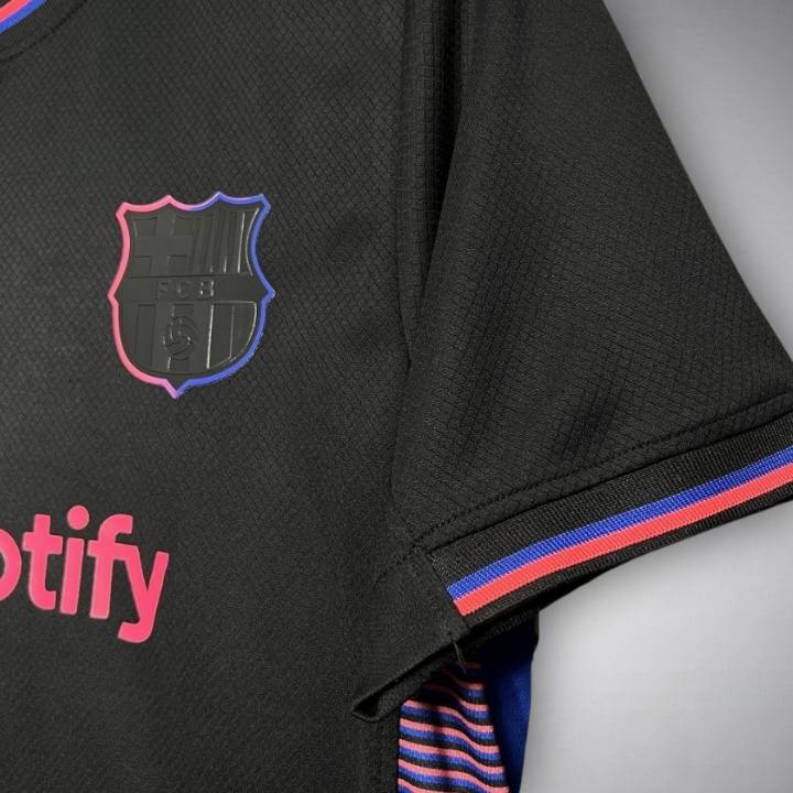 FC Barcelona "Regalia" Premium Kit