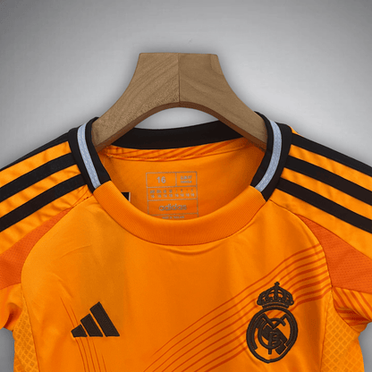 24/25 Real Madrid Away Kids Size Kit
