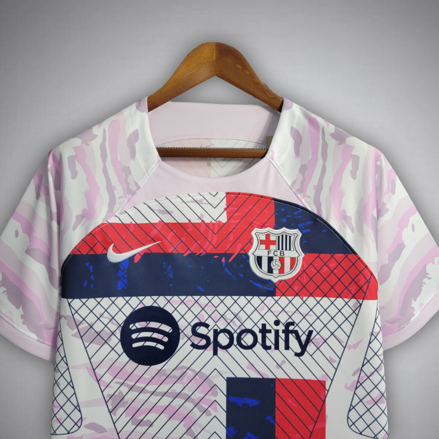 FC Barcelona "Le Prestige Rouge" Premium Kit