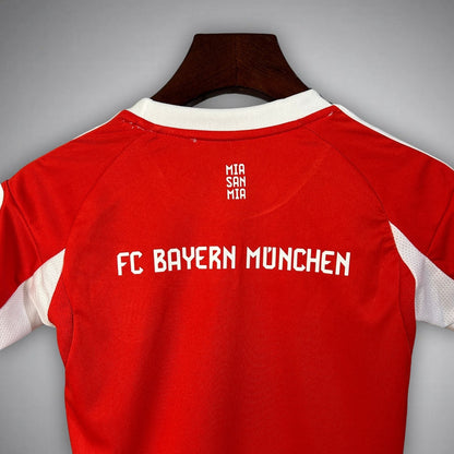 25/26 FC Bayern Home Kids Size Kit