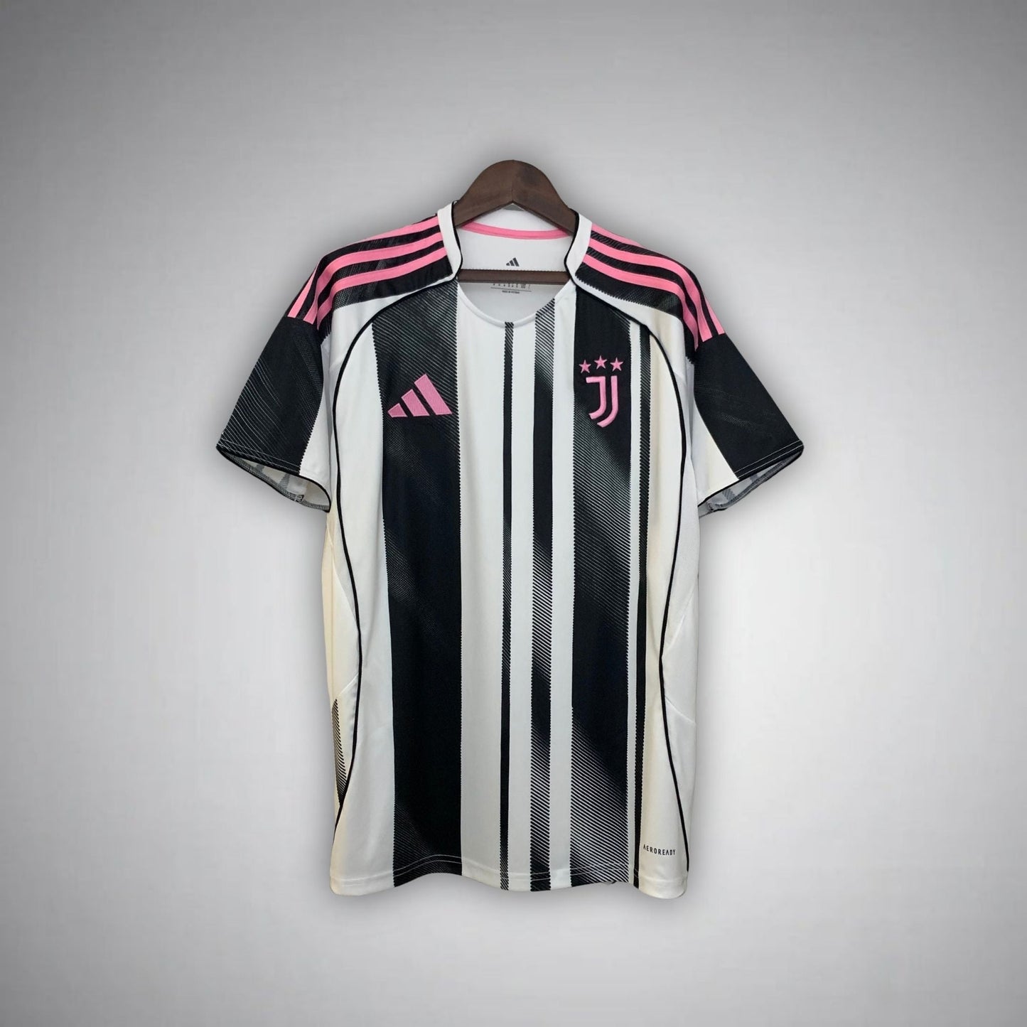 25/26 Juventus Home Kit