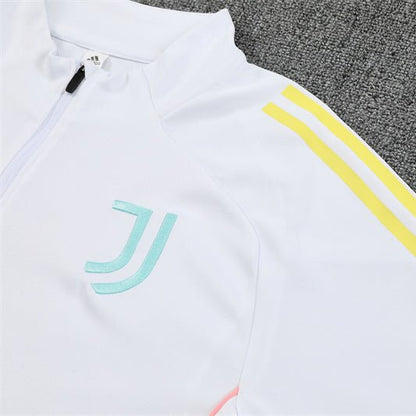 25/26 Juventus Training White Kids Size Tracksuit