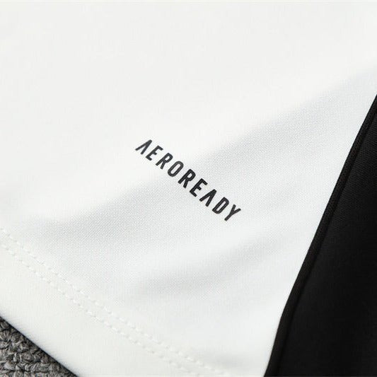 25/26 Liverpool Training White Tracksuit