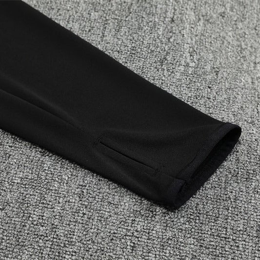 25/26 Manchester United Training Black Kids Size Tracksuit