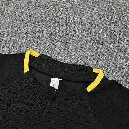 25/26 Manchester United Training Black Tracksuit