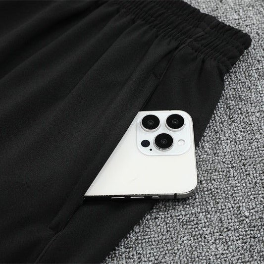 25/26 Manchester United Training Black Kids Size Tracksuit