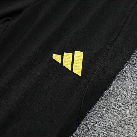 25/26 Manchester United Training Black Tracksuit