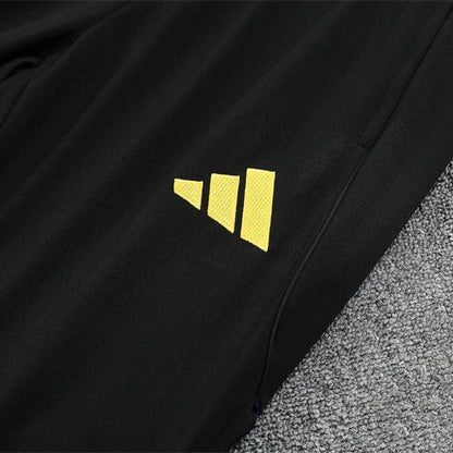 25/26 Manchester United Training Black Tracksuit