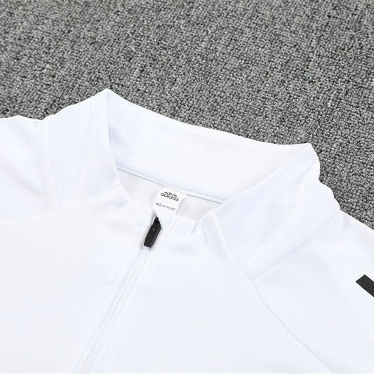 25/26 Manchester United Training White Kids Size Tracksuit