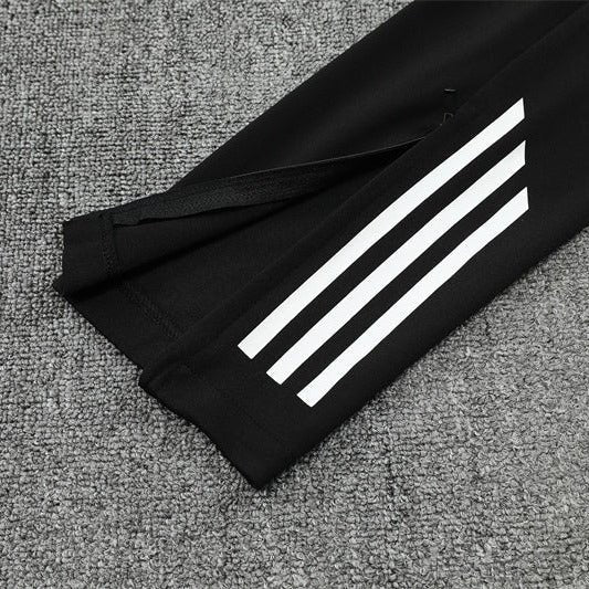 25/26 Manchester United Training White Kids Size Tracksuit