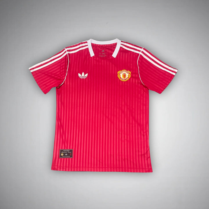 Manchester United "Timeless" Premium Kit