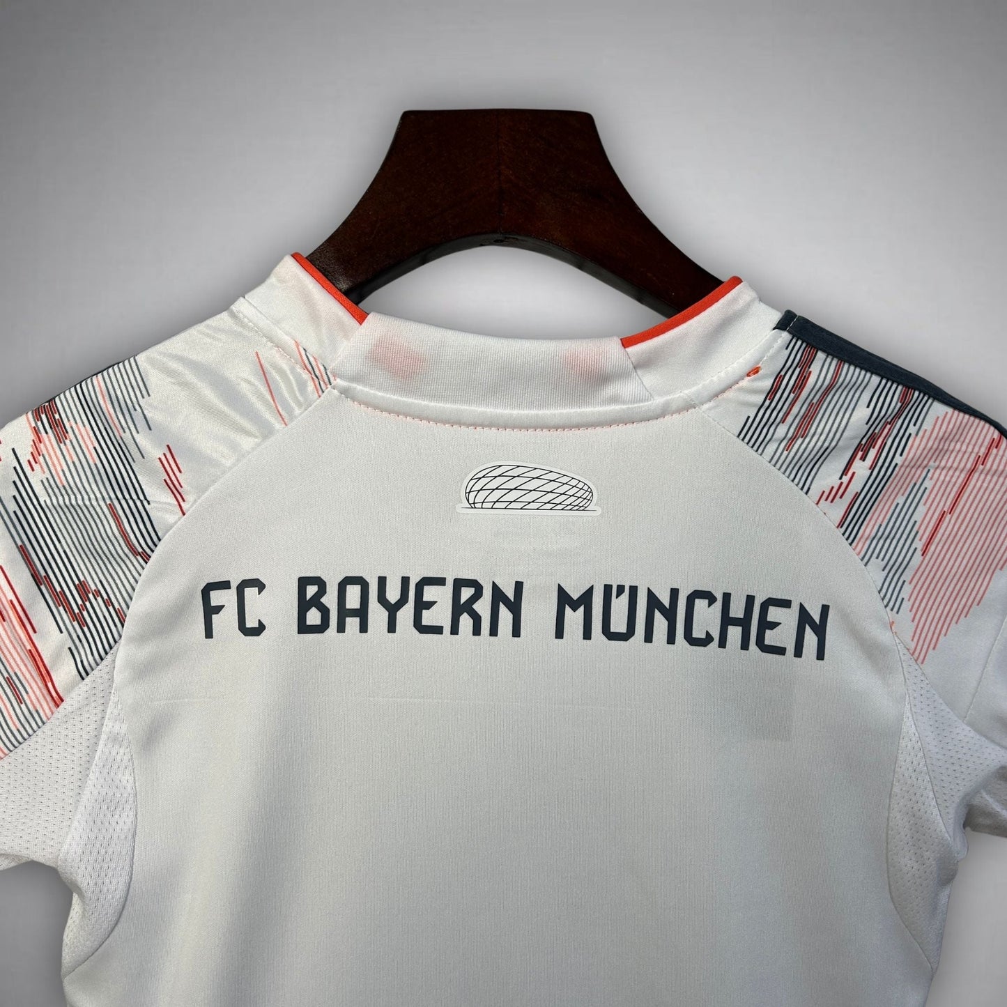 25/26 FC Bayern Away Kids Size Kit