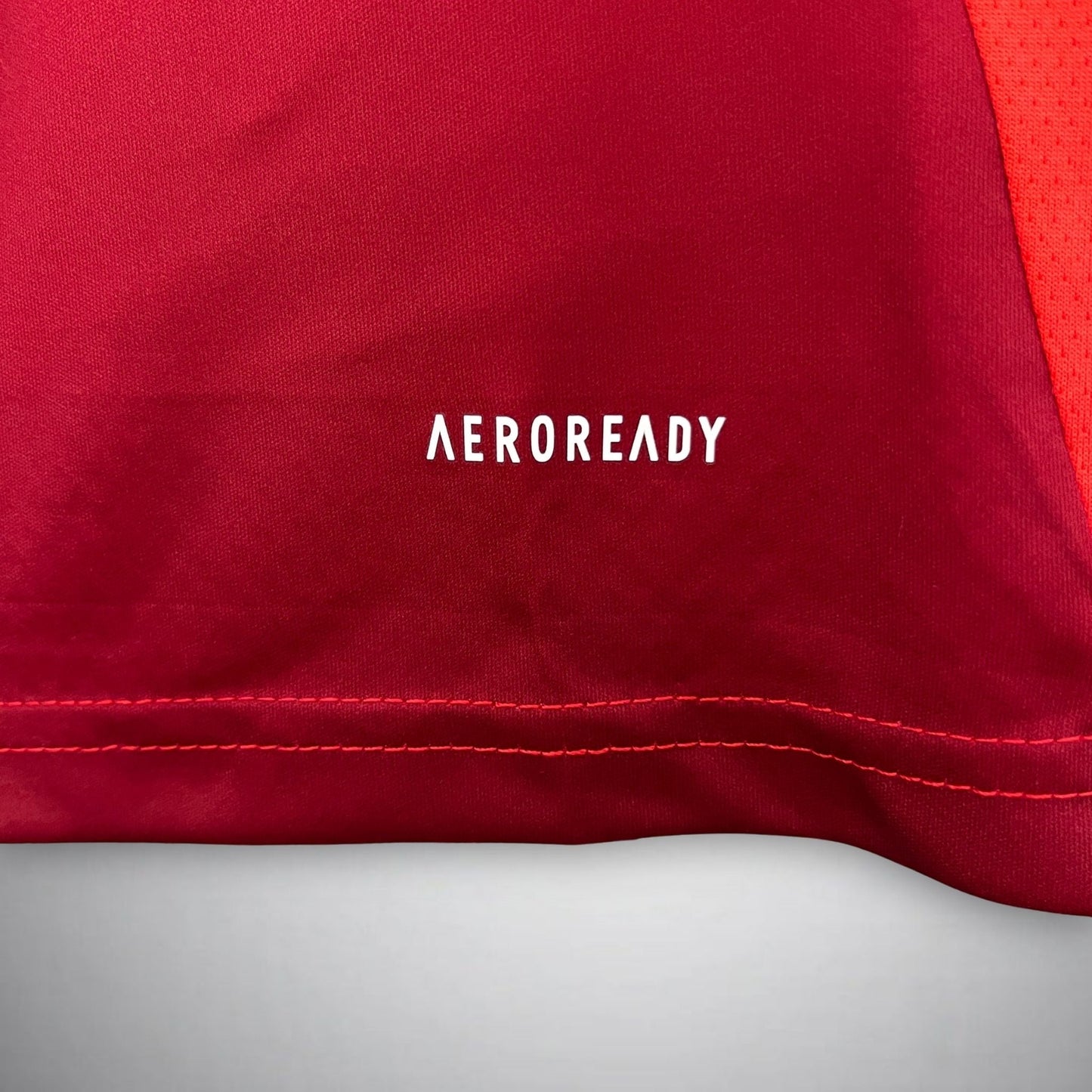 24/25 Manchester United Home Kit