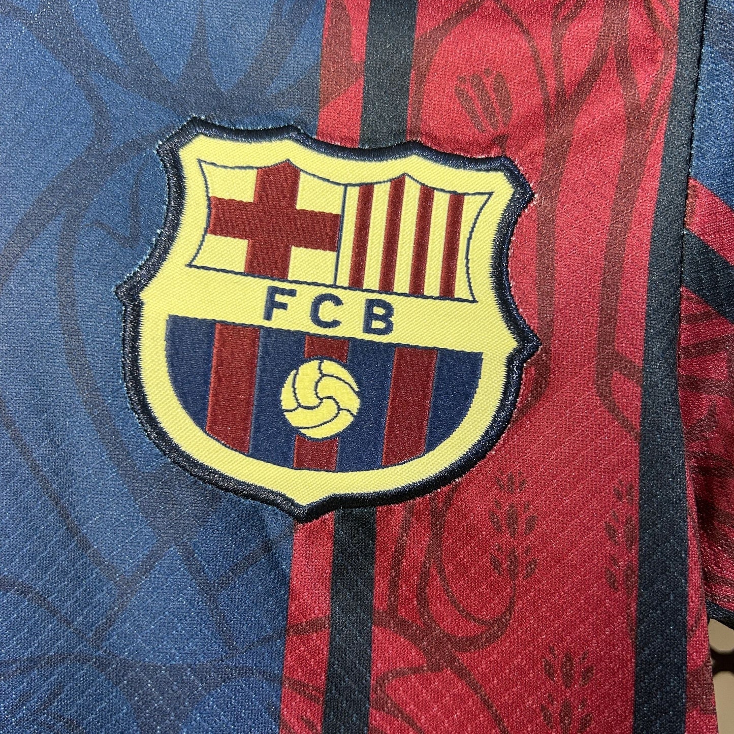 FC Barcelona "Catalan Roots" Premium Kids Size Kit
