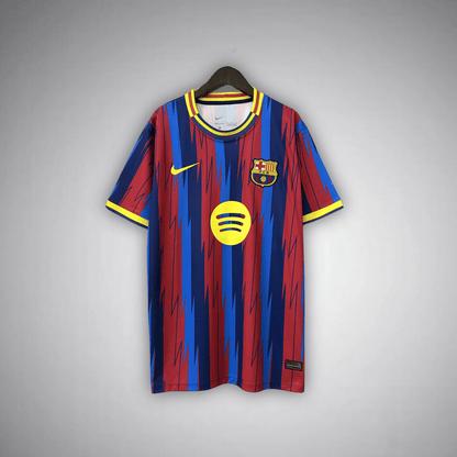 FC Barcelona "Graffiti Glory" Kit