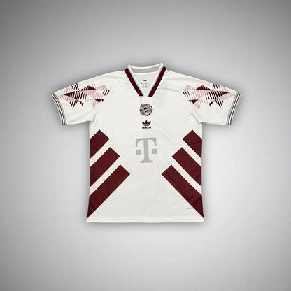 FC Bayern "Mia San Luxe" Premium Kit