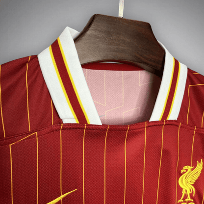 24/25 Liverpool Home Kit