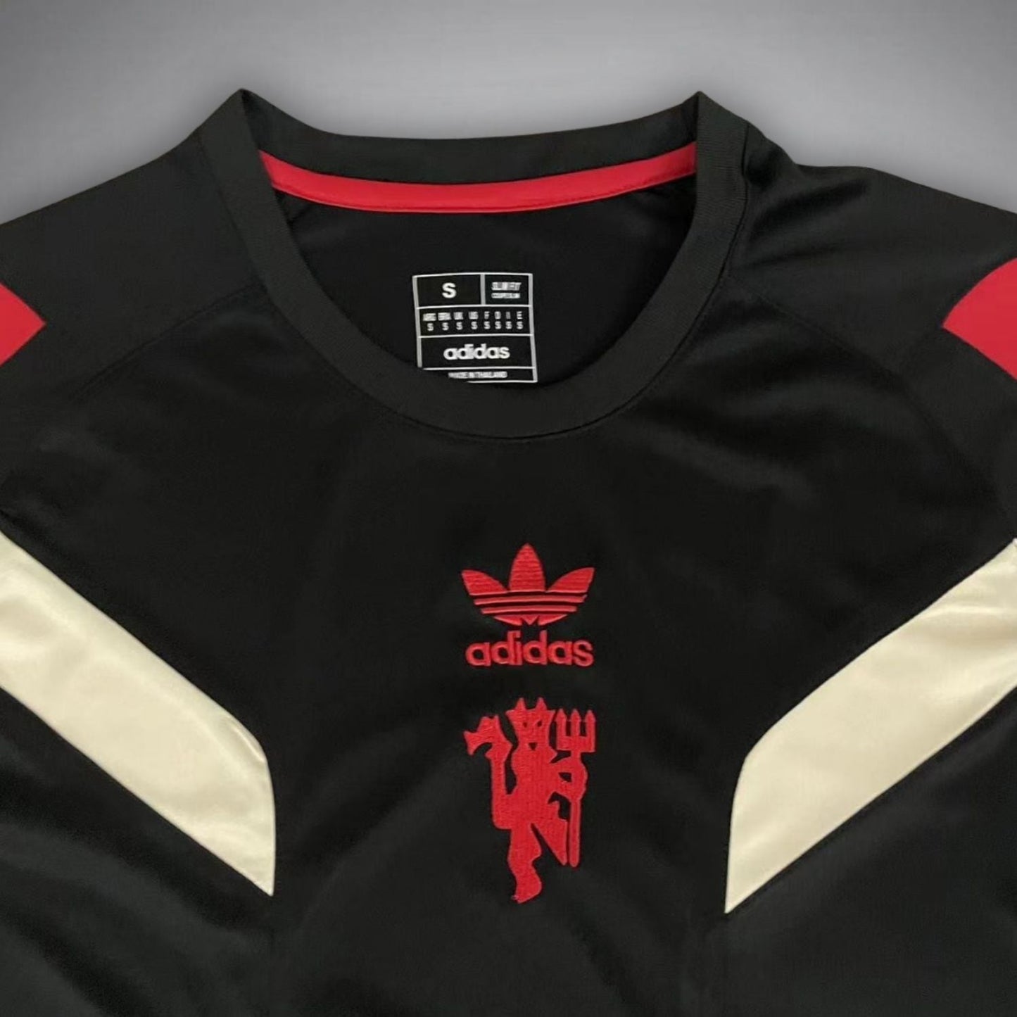 Manchester United "Originals" Premium Kit