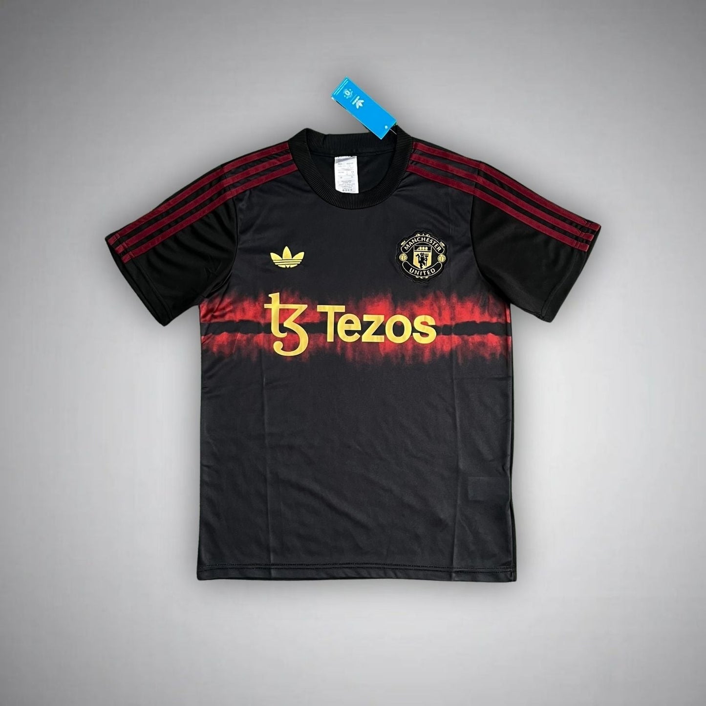 Manchester United "Trefoil Blaze" Premium Kit