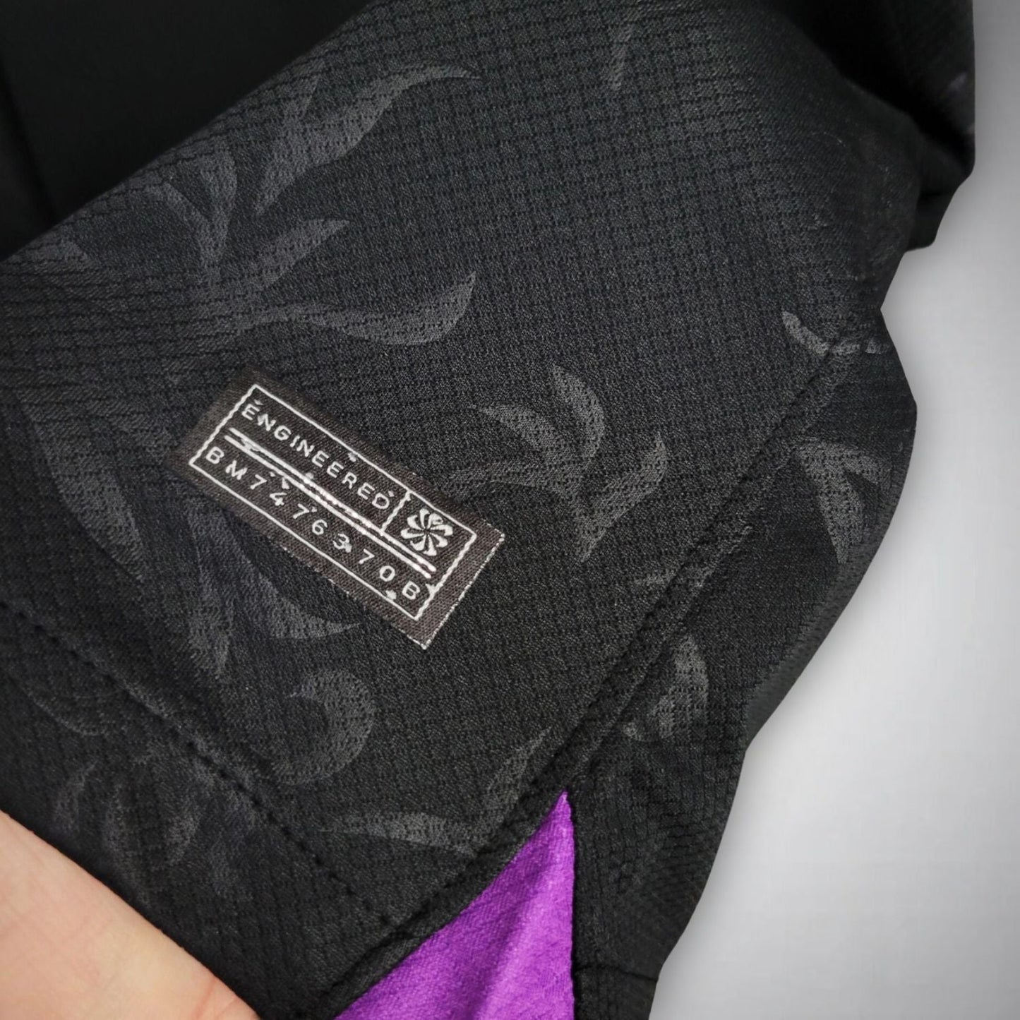 PSG "Paris Noir" Premium Kit