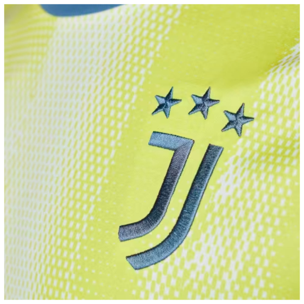 2024/25 Juventus Away Shirt